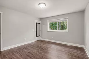 86 Dunton Ave, Holland, MI 49424 - Photo 11