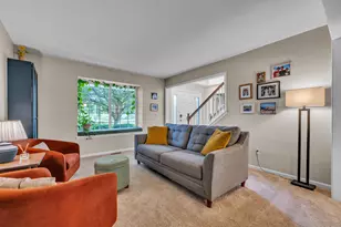 2690 Chateau Ct, Ann Arbor, MI 48103 - Photo 9