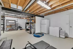 2690 Chateau Ct, Ann Arbor, MI 48103 - Photo 61