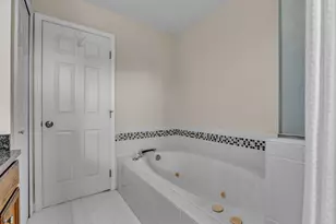2690 Chateau Ct, Ann Arbor, MI 48103 - Photo 41
