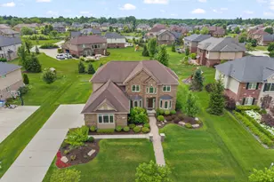 51847 Pierce Dr, Northville, MI 48167 - Photo 51