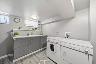 516 Harwood St, Jackson, MI 49203 - Photo 23