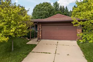 419 Glenbrook Ct, Saline, MI 48176 - Photo 49