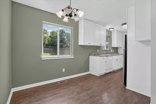 5833 Granary Ln, Lansing, MI 48911 - Photo 15
