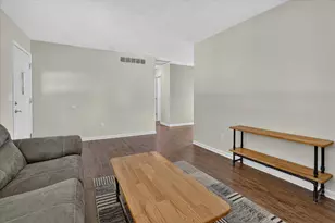 5833 Granary Ln, Lansing, MI 48911 - Photo 7