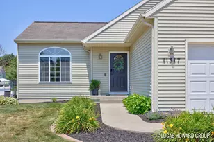 11317 Taunton Dr SE, Lowell, MI 49331 - Photo 29