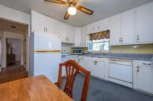 2308 Coles Ave, Saint Joseph, MI 49085 - Photo 9