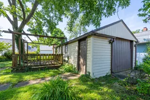 2308 Coles Ave, Saint Joseph, MI 49085 - Photo 3