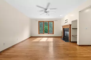 5151 Autumn Glen St, Kalamazoo, MI 49009 - Photo 5