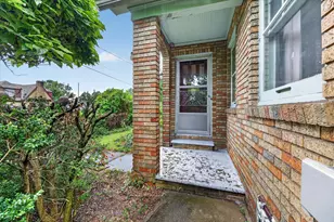 1124 Ashley Dr, Kalamazoo, MI 49048 - Photo 3