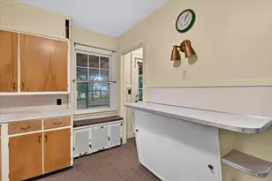 1124 Ashley Dr, Kalamazoo, MI 49048 - Photo 17