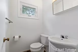 1643 Stonewood Dr SE, Lowell, MI 49331 - Photo 11