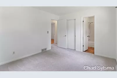 1643 Stonewood Drive SE, Lowell, MI 49331 - Photo 17
