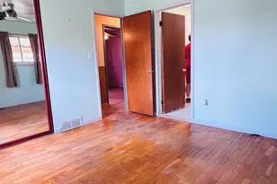 820 S Venoy Rd, Westland, MI 48186 - Photo 15