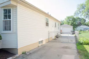 24737 Union St, Dearborn, MI 48124 - Photo 23