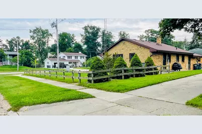 1920 Langley Avenue, Saint Joseph, MI 49085 - Photo 17