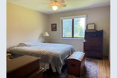 926 Village Court, Holland, MI 49423 - Photo 7