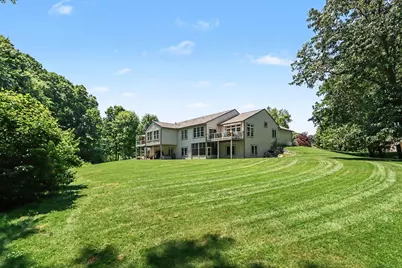 2181 Hunters Run, Kalamazoo, MI 49048 - Photo 3