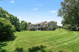 2181 Hunters Run, Kalamazoo, MI 49048 - Photo 3