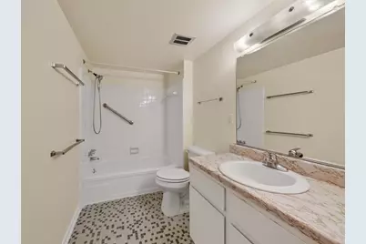 2106 Pauline Boulevard #202, Ann Arbor, MI 48103 - Photo 19