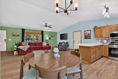 117 Charlotte Street, Edmore, MI 48829 - Photo 15