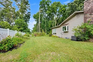 123 Bennett Ave, Hartford, MI 49057 - Photo 29