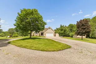 4902 Mt Morris Rd, Columbiaville, MI 48421 - Photo 3