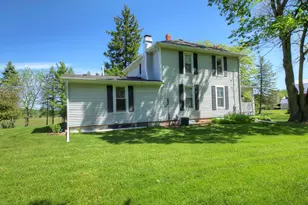 15610 Arnold Rd, Gregory, MI 48137 - Photo 9