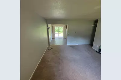 2665 Ridgecroft Drive SE, Kentwood, MI 49546 - Photo 5
