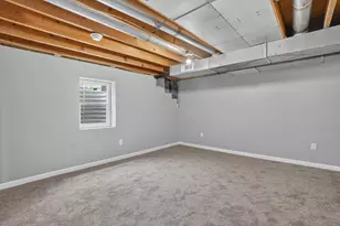2665 Ridgecroft Dr SE, Kentwood, MI 49546 - Photo 19
