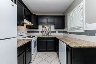 3593 Oakwood St, Ann Arbor, MI 48104 - Photo 9