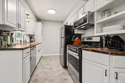 5535 Pinebrook Avenue SE, Kentwood, MI 49548 - Photo 9