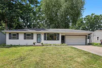 5535 Pinebrook Avenue SE, Kentwood, MI 49548 - Photo 3