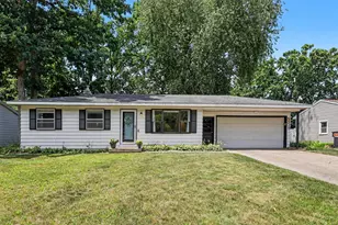 5535 Pinebrook Ave SE, Kentwood, MI 49548 - Photo 3