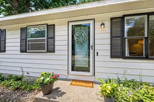 5535 Pinebrook Ave SE, Kentwood, MI 49548 - Photo 5