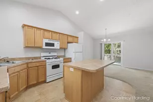 2925 Stoney Creek Ct, Hudsonville, MI 49426 - Photo 7