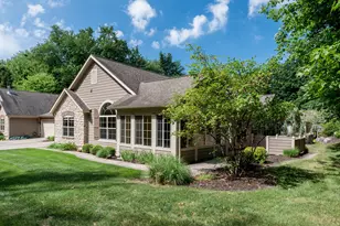 1055 Bridge Crest Dr SE, Ada, MI 49301 - Photo 3