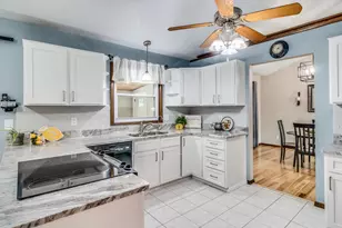 138 Grand Castle Terrace, Battle Creek, MI 49014 - Photo 7