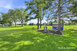 1810 Amberina Dr, Lansing, MI 48917 - Photo 37