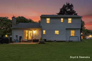 1810 Amberina Dr, Lansing, MI 48917 - Photo 43