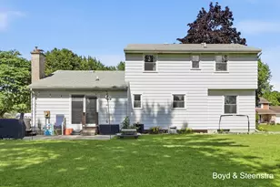 1810 Amberina Dr, Lansing, MI 48917 - Photo 41
