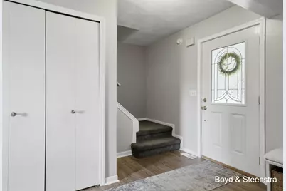1810 Amberina Drive, Lansing, MI 48917 - Photo 11