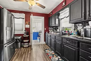994 Columbus Ave, Benton Harbor, MI 49022 - Photo 9