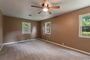 2129 Lewis Dr, Niles, MI 49120 - Photo 7