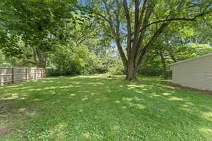 2129 Lewis Dr, Niles, MI 49120 - Photo 25