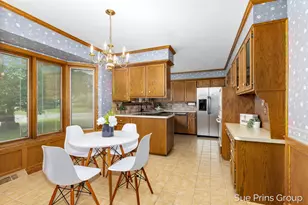 1809 7th St NW, Grand Rapids, MI 49504 - Photo 7