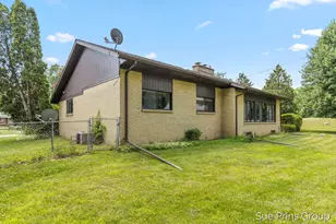 1809 7th St NW, Grand Rapids, MI 49504 - Photo 27