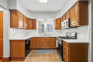 47 Carlton Ave SE, Grand Rapids, MI 49506 - Photo 9