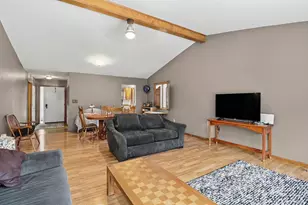 9295 Stonehouse Ave, Livonia, MI 48150 - Photo 9