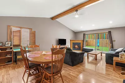 9295 Stonehouse Avenue, Livonia, MI 48150 - Photo 11